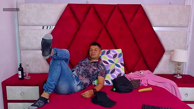 Kity spiderr online show from 10/28/25, 12:30