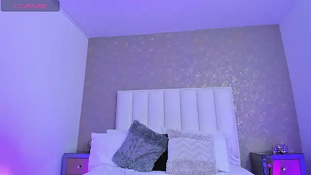 KaylieBrooks online show from 12/20/25, 04:03