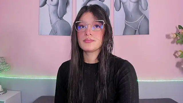 Stefany gonzales  online show from 05/12/26, 12:24