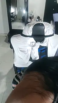 karly hot  online show from 10/01/25, 01:55