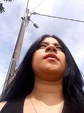 ValerieLove  online show from 02/04/26, 04:02