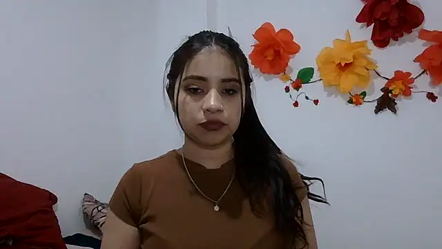 Snapshot of ValerieLove_ chatting on 05/22/26, 11:49 ValerieLove online show from 05/22/26, 11:49