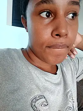 MoniqueMulberry online show from 12/01/25, 08:25