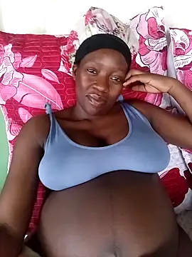 BeautyQueenX22 online show from 03/12/26, 11:05