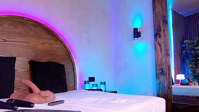 Meganreed  online show from 02/05/26, 04:11