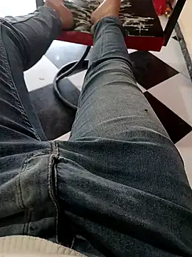 anis3g4 online show from 10/07/25, 12:02