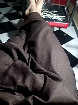 anis3g4 online show from 10/08/25, 10:29