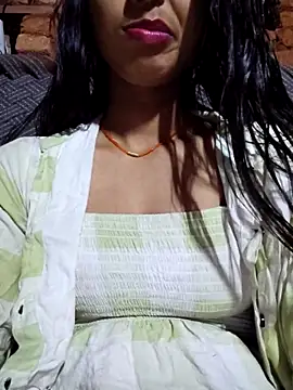 Yatiksha Beby online show from 01/07/26, 03:03