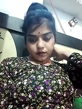 Yatiksha Beby online show from 05/15/26, 02:46