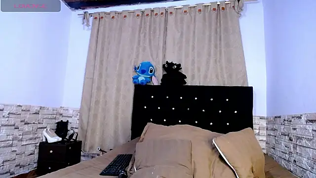 DaraKat18 online show from 01/12/26, 08:41