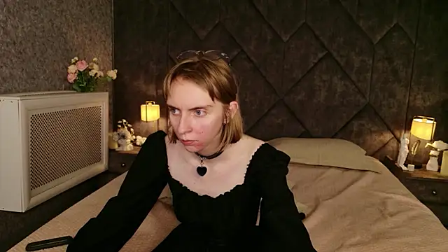 Beverly Gomes online show from 06/08/26, 01:28