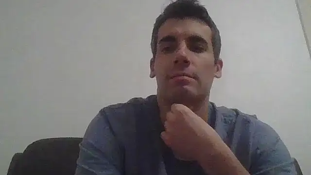 JulioIsHere4you online show from 11/15/25, 11:32