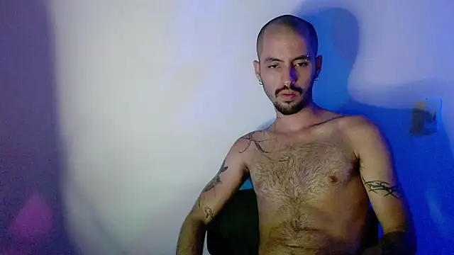 Snapshot of gael_rivas chatting on 09/23/25, 02:36 gael rivas online show from 09/23/25, 02:36