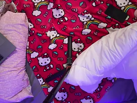 LaylaKutiex online show from 05/02/26, 04:39