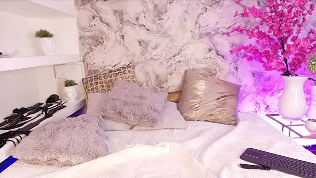 Snapshot of Alana_sinclaire chatting on 09/10/25, 07:14 Alana sinclaire online show from 09/10/25, 07:14