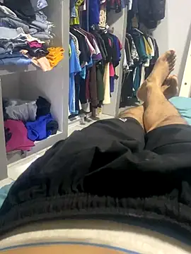 Chico031289 online show from 11/28/25, 01:52