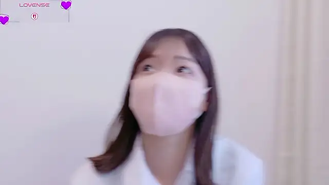 Snapshot of Mayu_o19o chatting on 05/29/26, 01:14 Mayu o19o online show from 05/29/26, 01:14