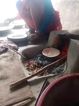 Snapshot of CUTE-004 chatting on 02/01/26, 06:01 CUTE-004 online show from 02/01/26, 06:01