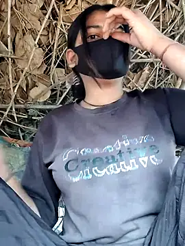 Janvi Jaitly online show from 11/15/25, 02:20