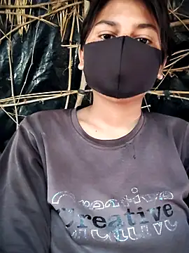 Snapshot of Janvi_Jaitly chatting on 03/04/26, 02:17 Janvi Jaitly online show from 03/04/26, 02:17