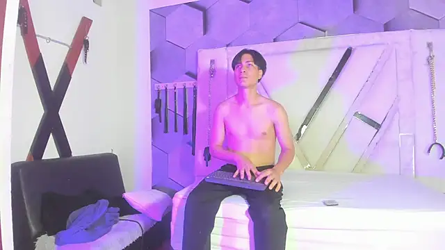 Snapshot of StevenHumps chatting on 09/18/25, 02:57 StevenHumps online show from 09/18/25, 02:57