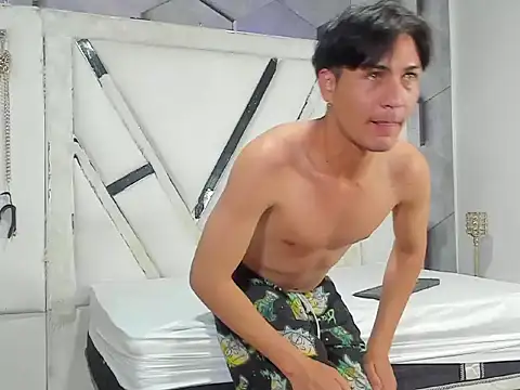 Snapshot of StevenHumps chatting on 09/21/25, 02:24 StevenHumps online show from 09/21/25, 02:24