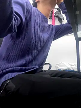 Snapshot of StevenHumps chatting on 10/02/25, 03:57 StevenHumps online show from 10/02/25, 03:57