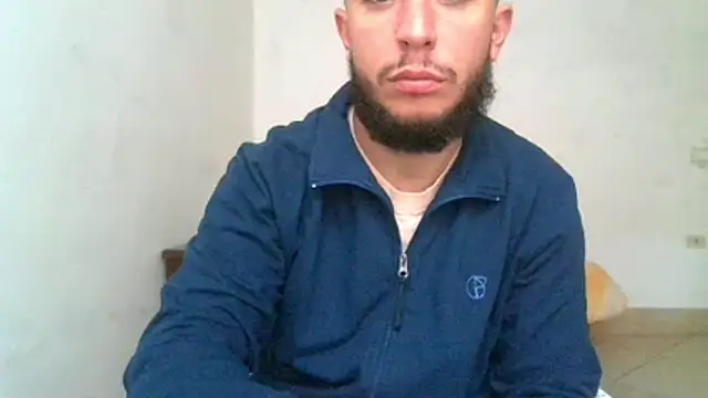 Snapshot of malessere1846 chatting on 10/25/25, 08:22 malessere1846 online show from 10/25/25, 08:22