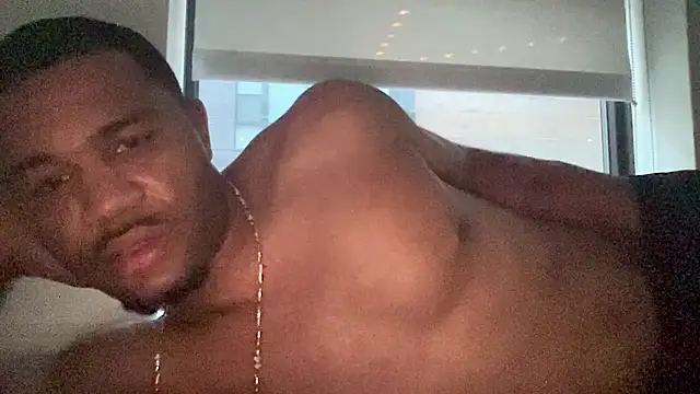 Snapshot of kingtaydo chatting on 06/22/26, 12:45 kingtaydo online show from 06/22/26, 12:45