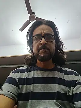 Snapshot of malhotra21 chatting on 05/26/26, 12:01 malhotra21 online show from 05/26/26, 12:01