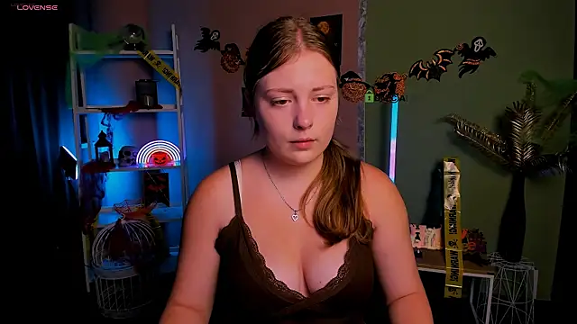 melani bumm online show from 10/24/25, 07:10