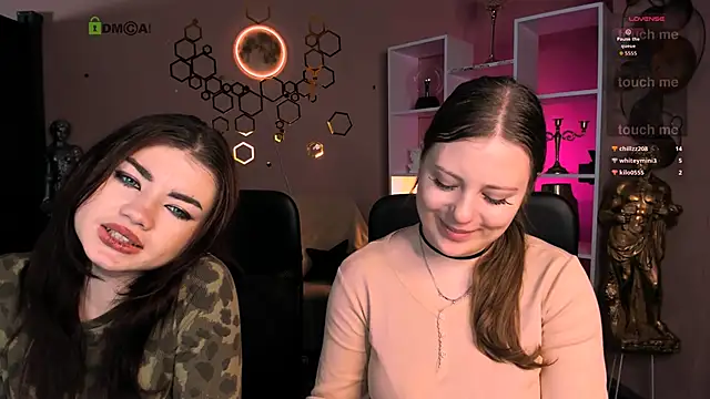 melani bumm online show from 12/16/25, 01:27