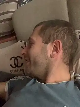 Snapshot of ksenia123 chatting on 11/30/25, 08:07 ksenia123 online show from 11/30/25, 08:07