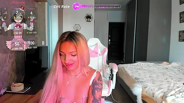 Snapshot of Anya_Belle chatting on 10/10/25, 04:55 Anya Belle online show from 10/10/25, 04:55