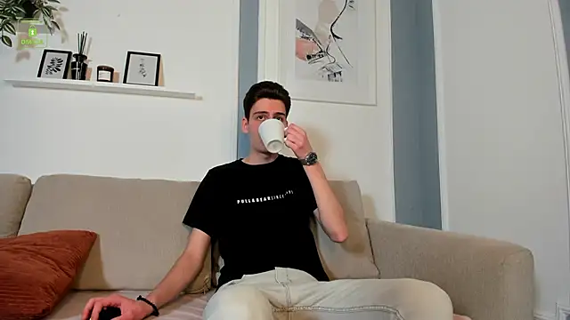 Snapshot of Marcel_Huber chatting on 10/01/25, 04:24 Marcel Huber online show from 10/01/25, 04:24