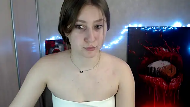 Snapshot of Milka_kamila chatting on 03/27/26, 01:11 Milka kamila online show from 03/27/26, 01:11