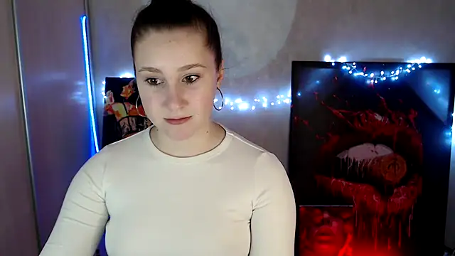 Snapshot of Milka_kamila chatting on 04/22/26, 12:18 Milka kamila online show from 04/22/26, 12:18
