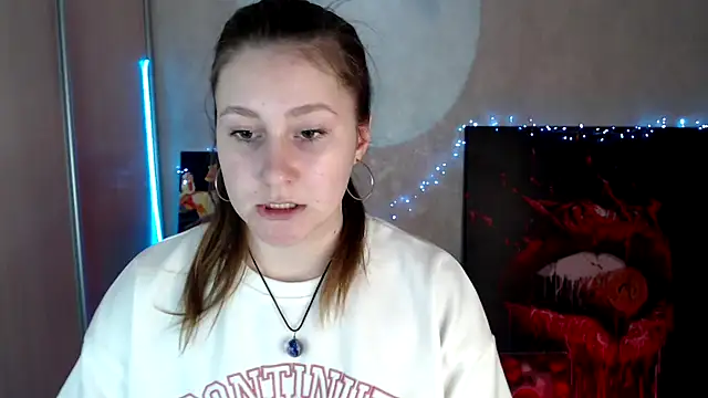 Snapshot of Milka_kamila chatting on 05/01/26, 12:21 Milka kamila online show from 05/01/26, 12:21