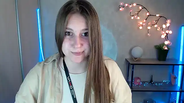 Snapshot of Milka_kamila chatting on 05/20/26, 12:11 Milka kamila online show from 05/20/26, 12:11