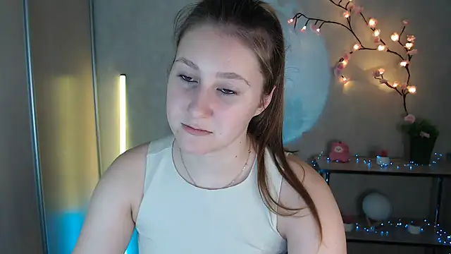 Snapshot of Milka_kamila chatting on 06/18/26, 12:09 Milka kamila online show from 06/18/26, 12:09