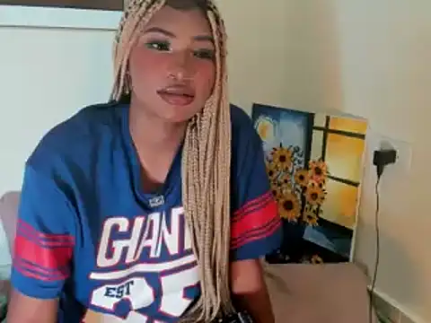 Snapshot of SophiaBloss chatting on 06/11/26, 07:45 SophiaBloss online show from 06/11/26, 07:45