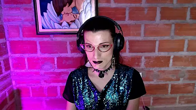 Moira-Hot online show from 06/27/26, 04:06