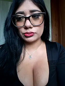 Snapshot of Monse--145 chatting on 01/09/26, 10:00 Monse--145 online show from 01/09/26, 10:00