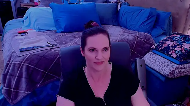 ninajaymes online show from 05/11/26, 09:45