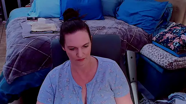 ninajaymes online show from 06/25/26, 07:46
