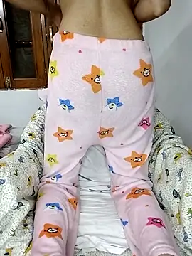 Snapshot of miss_raavy chatting on 02/19/26, 09:38 miss raavy online show from 02/19/26, 09:38