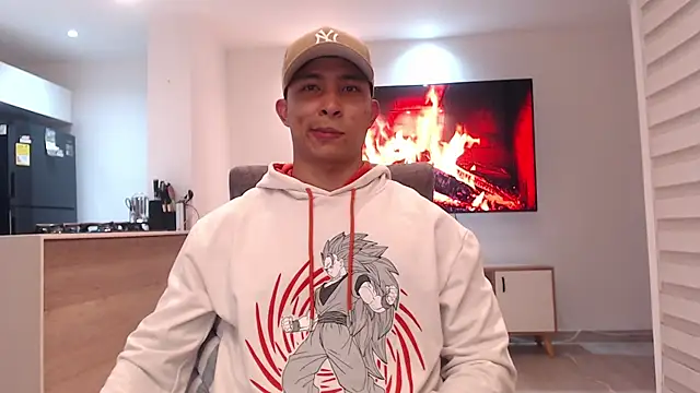 Auron Demon01 online show from 09/10/25, 04:34