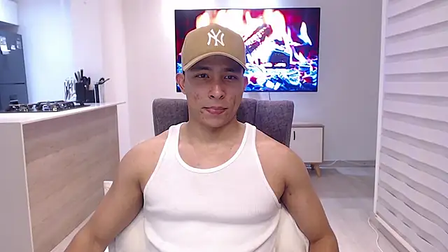 Auron Demon01 online show from 09/24/25, 01:53