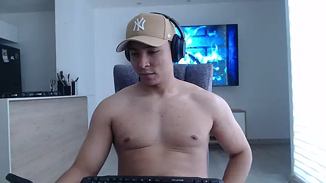 Auron Demon01 online show from 10/04/25, 02:37