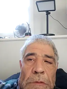 Snapshot of orcajaws52 chatting on 03/19/25, 07:27 orcajaws52 online show from 03/19/25, 07:27